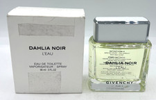 Dahlia Noir L'Eau Givenchy 香水- 一款2013年女用香水