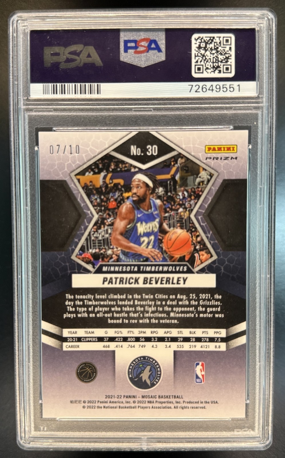2021-22 Mosaic Basketball Patrick Beverley #30 Gold /10 PSA 9 view 2