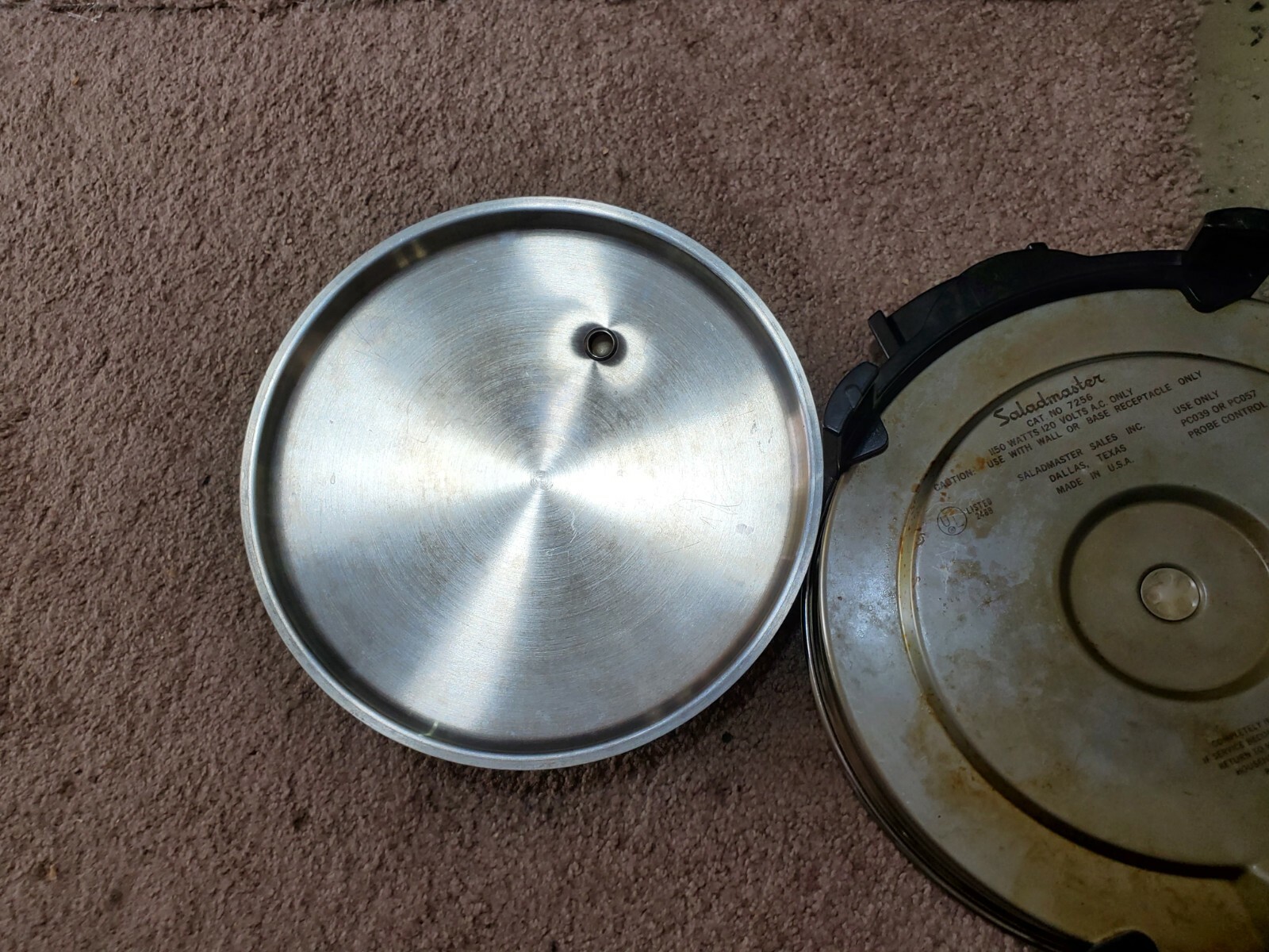 SALADMASTER NO.7256 OIL CORE STAINLESS STEEL ELECTRIC SKILLET w/ lid