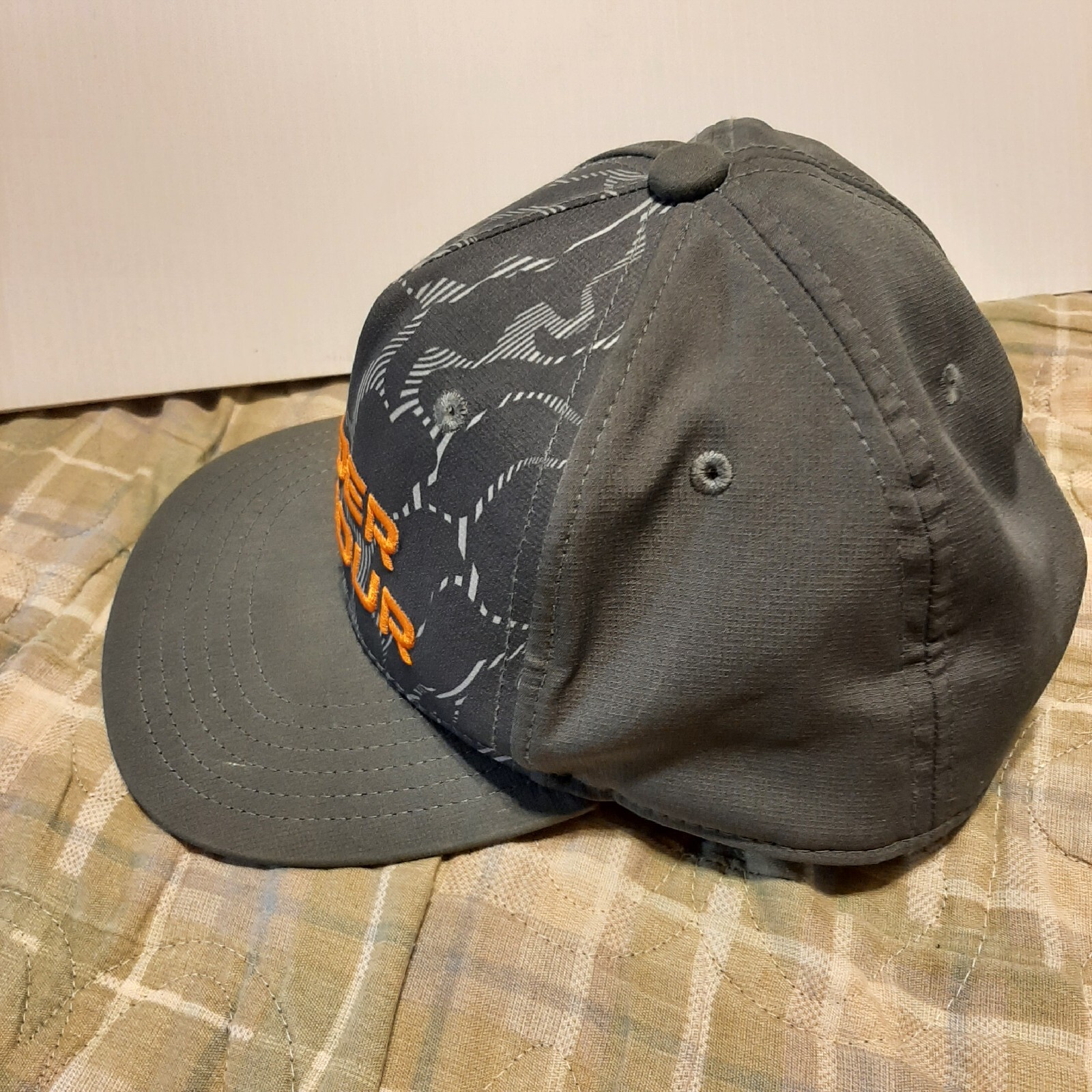 UNDER ARMOR Hat Cap  ADJUSTABLE GRAY - image 5