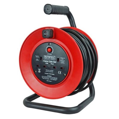 Faithful 25m 240V Kabeltrommel Neu / Verlängerungskabel NEUWERTIG BRANDNEU IN BOX 064