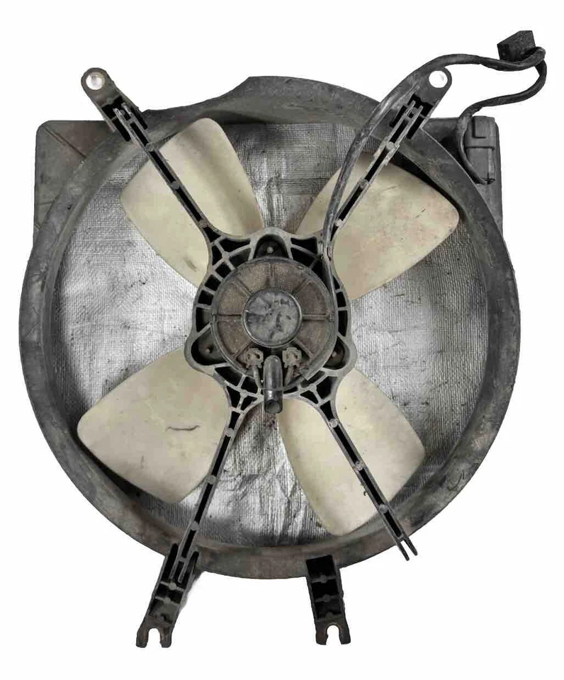 Ventilador de refrigeración del motor Honda Civic 1999-2000 Foto 2 de 3