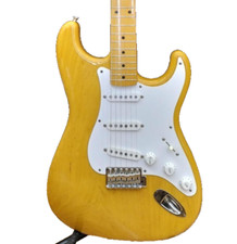 [Fender] Guitare électrique Stratocaster ST54-75RV fabriquée en guitare élect...