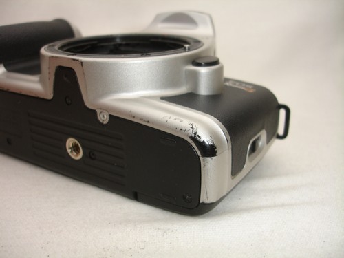 Canon EOS Rebel G 35mm SLR Film Camera Body sn2628727 - Picture 7 of 12