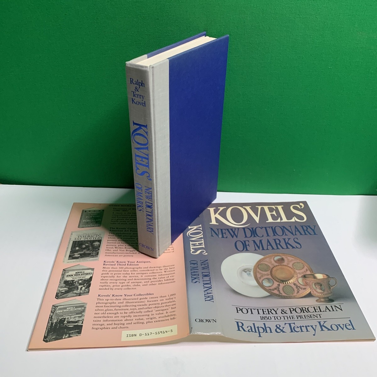 KOVELS' New Dictionary of Marks Pottery and Porcelain 1850