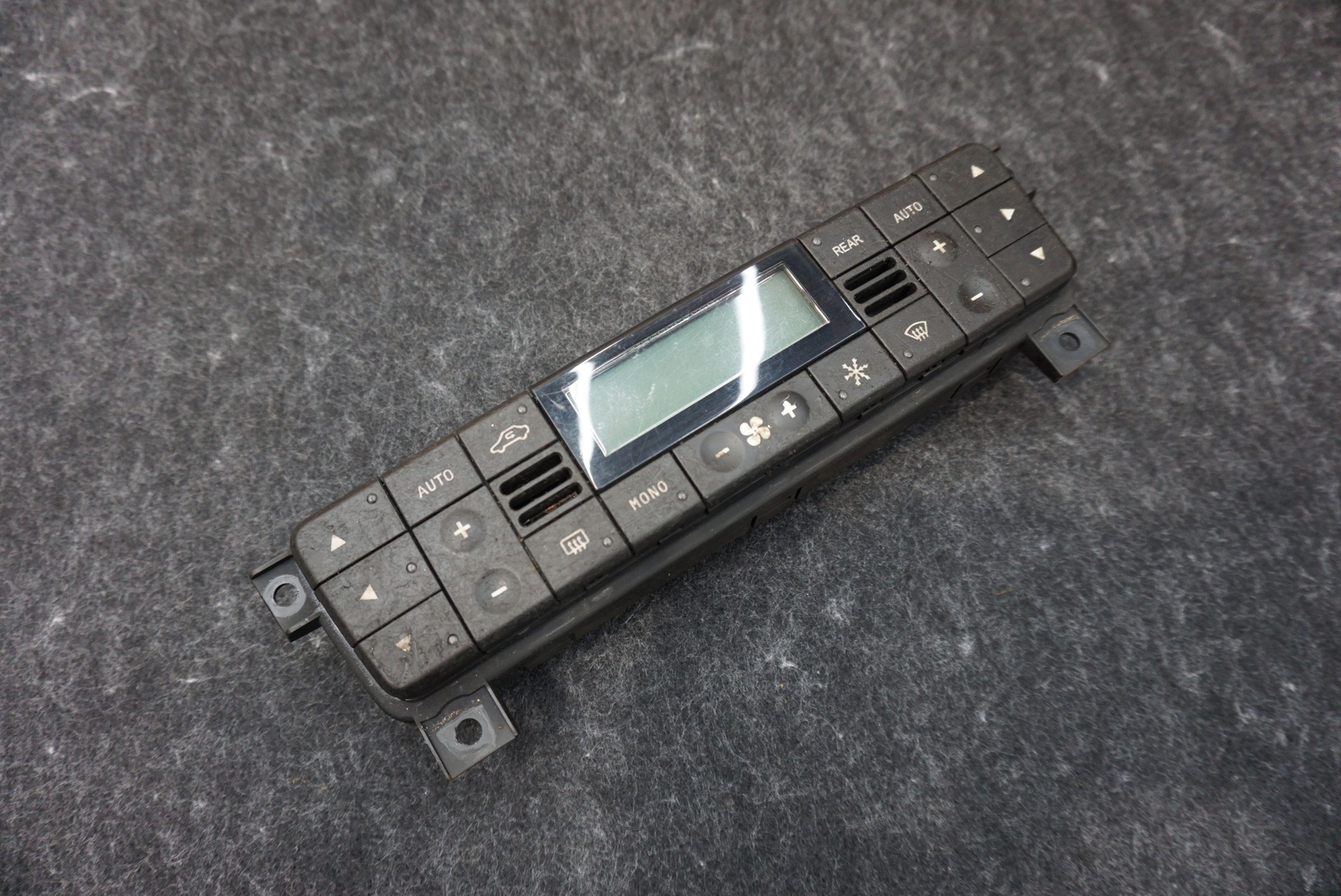 Front Dash Climate Control Switch Panel 131193 Maserati Granturismo M145 2008-19