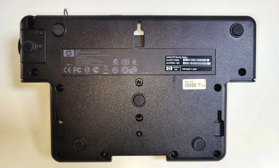 Docking Station HP 575324-002 con alimentatore da 135W - Immagine 2 di 4