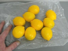 LOT 9 FAKE ARTIFICIAL FRUIT LEMONS   LIFE-LIKE DISPLAY HOME DECOR PROP PLASTIC