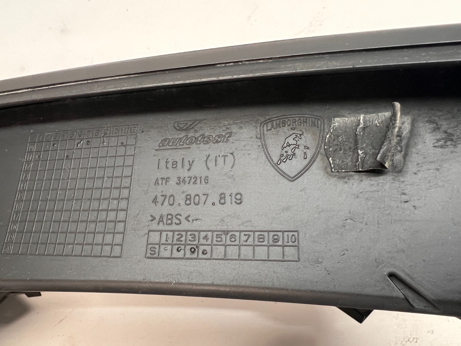 LAMBORGHINI AVENTADOR FRONT LEFT BUMPER GRILL LH MOUNT TRIM OEM 470807819