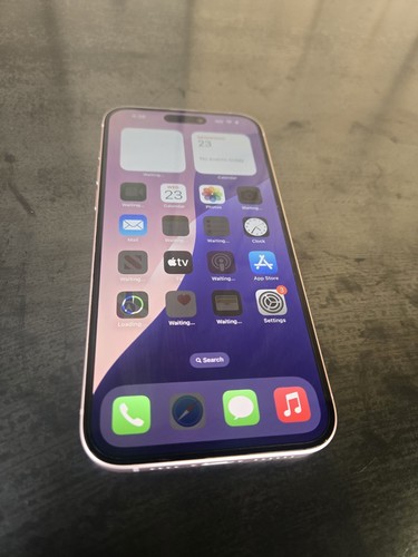 Apple iPhone 15 Plus - 256 GB - Pink (Unlocked) 99% Battery Health