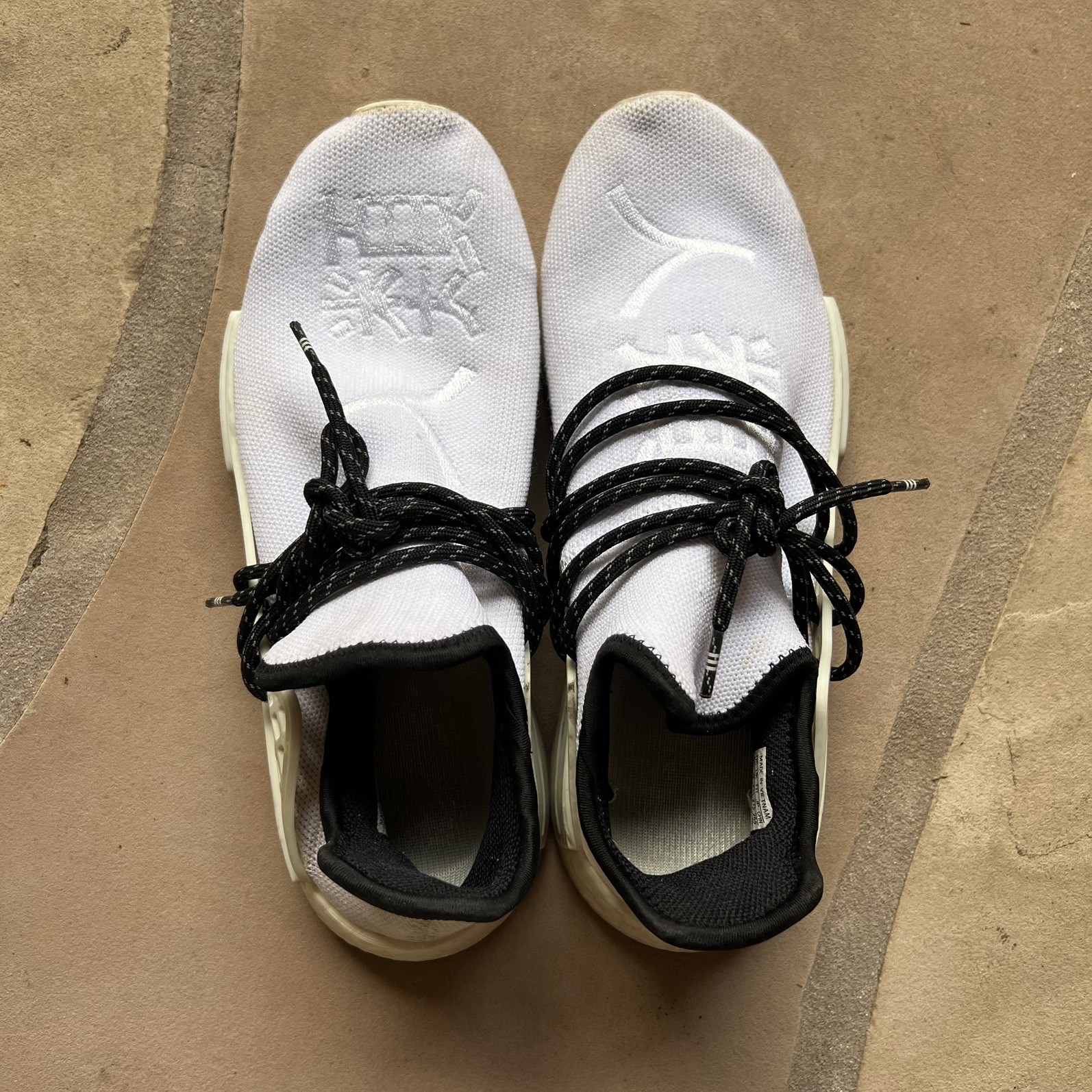 Adidas Pharrell Williams Human Race NMD White Size 9.5 Men