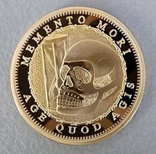 Memento Mori & Vivere Challenge Coin - Dual Symbols of Life's Transience