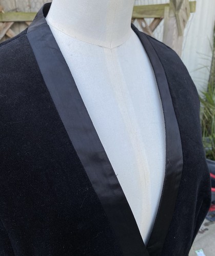 Joe Browns • Black Velvet vintage style , Satin Trim Waistcoat UK 14 - Picture 5 of 10