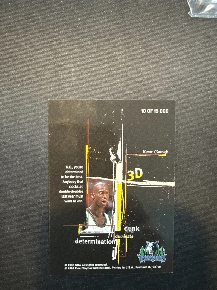 Кевин Гарнетт 1998-99 Skybox Premium 3D Dunk Dominant Determination  - Изображение 2 из 2