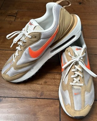 Nike Air Max Dawn Next Nature Elemental Gold Men's Size 11.5 Sneakers DM0013-700