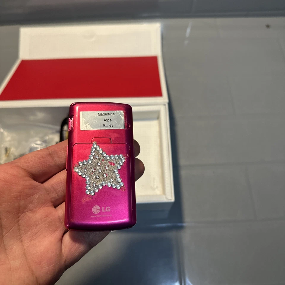 LG Chocolate KG800 Mobile Phone Tesco Mobile - Image 3 of 4