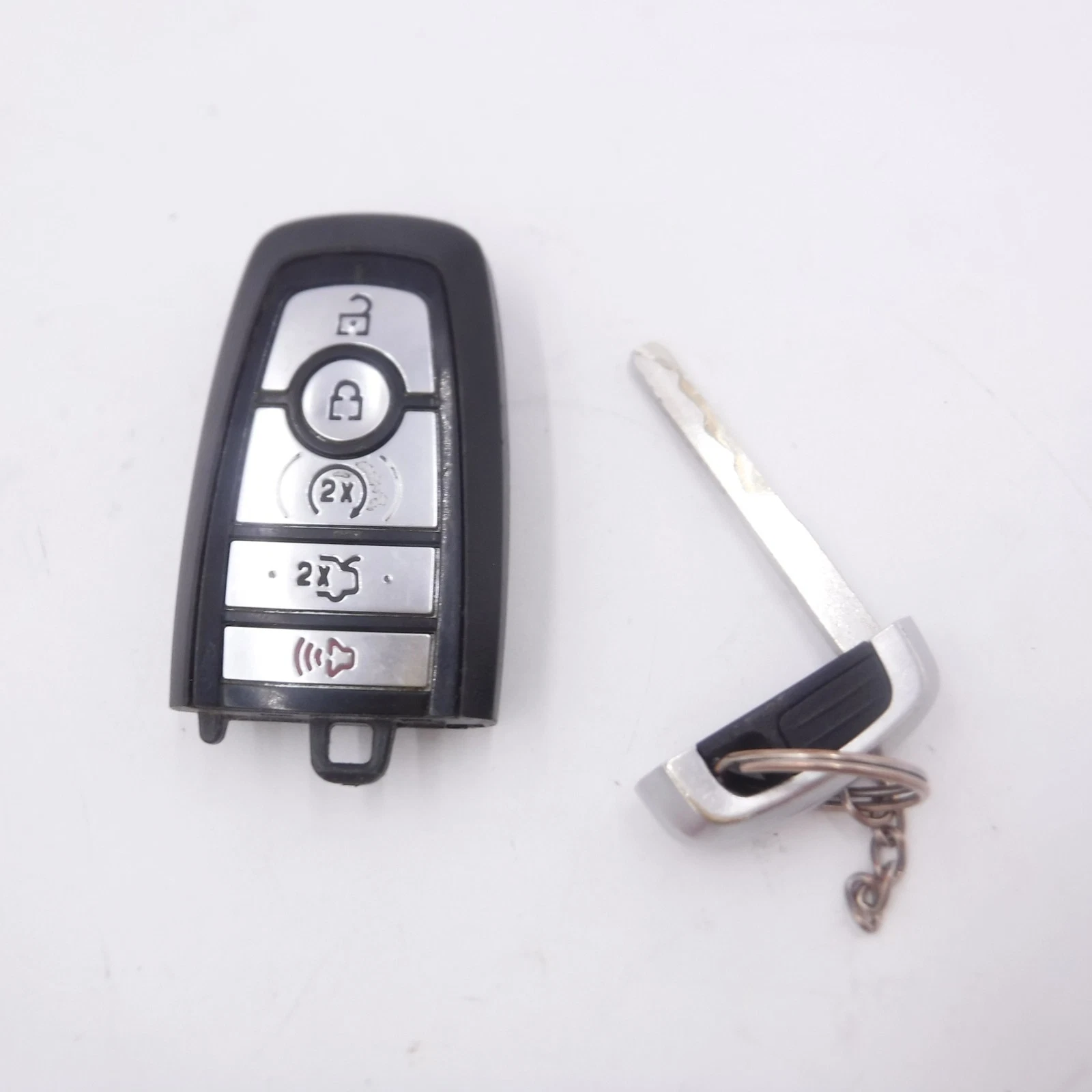 OEM Ford 5 Button Key Fob for 2017-2022 F150, Used-Key is Cut - product detail image 1