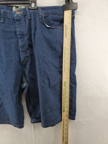 Wrangler Authentics Men's Classic Relaxed Fit Five Pocket Jean Short - Picture 5 of 6