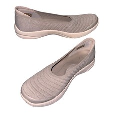 BZEES LEGATO SLIP SLIP ON LOAFERS TAN SIZE 10M