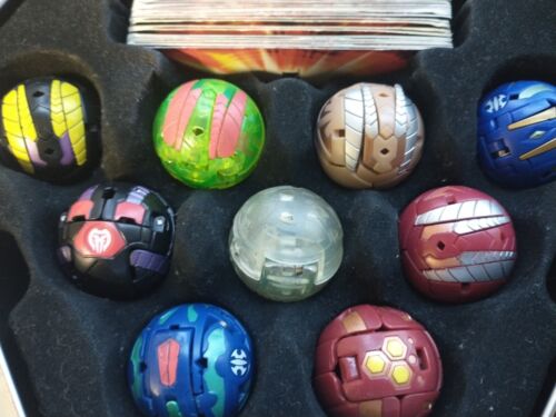 Bakugan Battle Lot of 20 Figures 50 Cards Collectors Tin Plastic Carrying Case - Picture 3 of 8