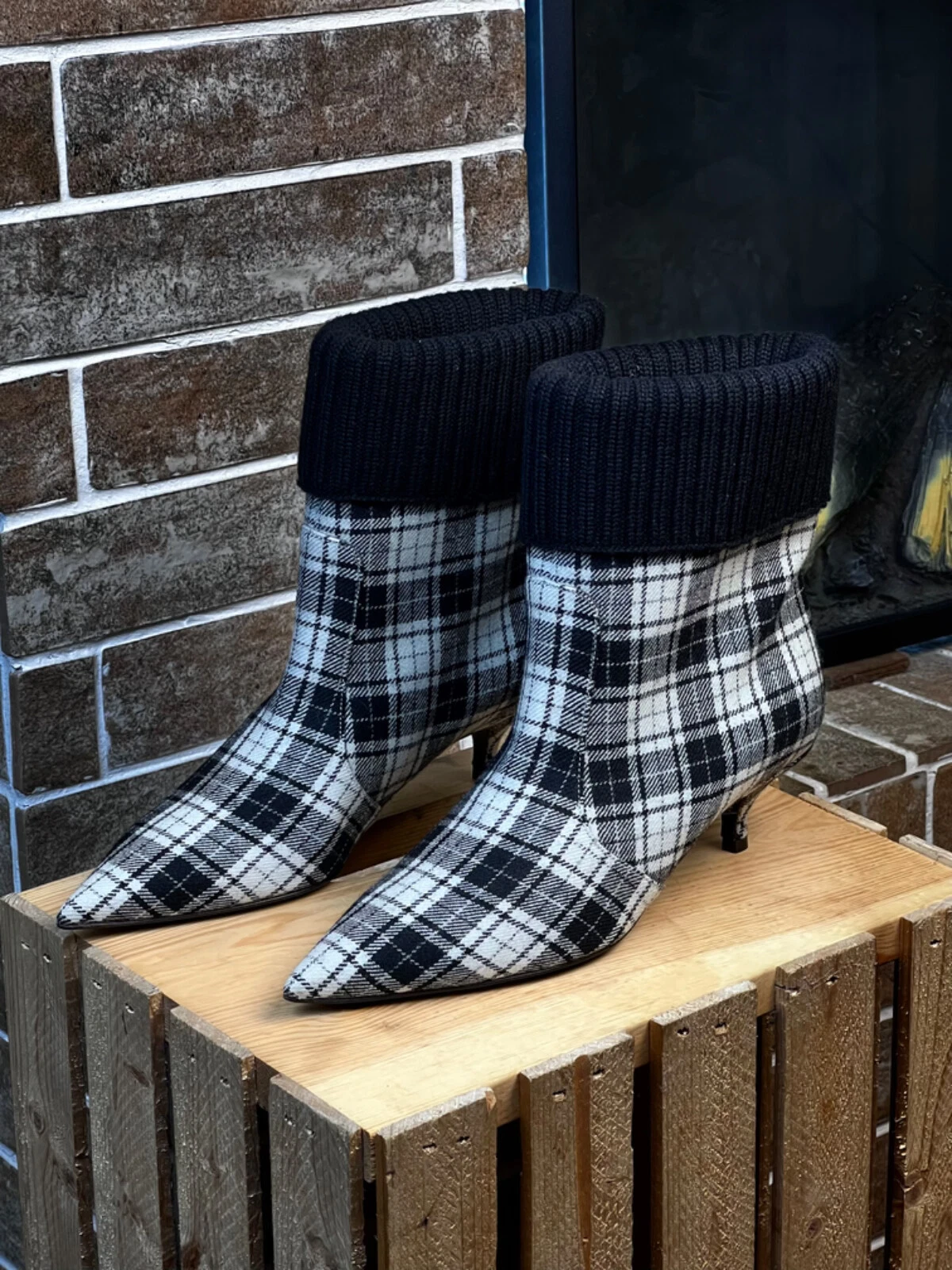 Bottines femme Dior tissu tartan beat blanc noir taille US:6,5 EU:36,5