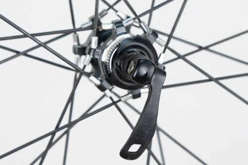 BICICLETA DE MONTAÑA MTB 26" RUEDA ANTIGUA DELANTERA SHIMANO WH-M565 24H de colección NOS - Imagen 2 de 8