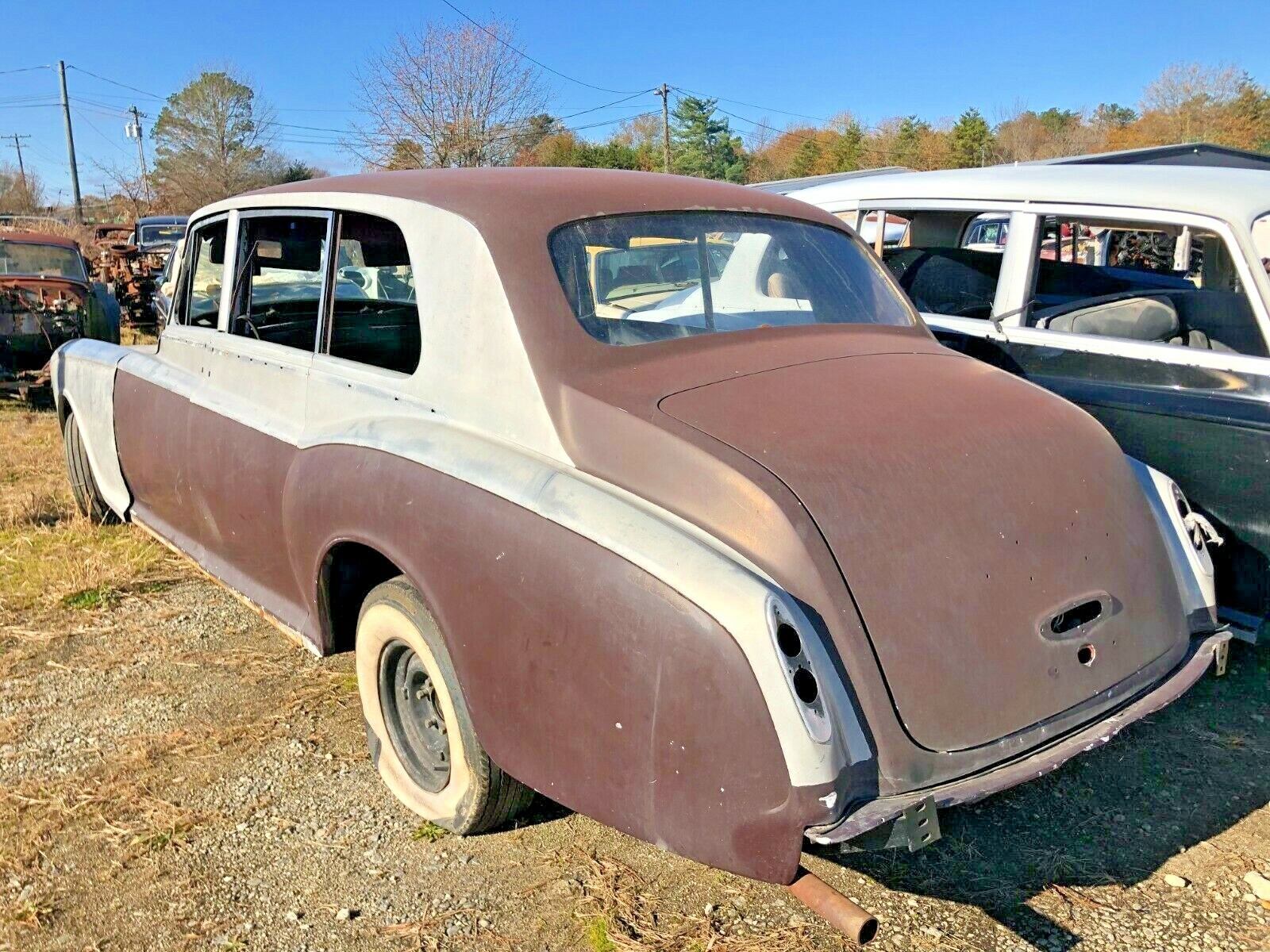 ROLLS ROYCE SILVER CLOUD, PHANTOM V BENTLEY BEZEL. WORLDS LARGEST USED INVENTORY