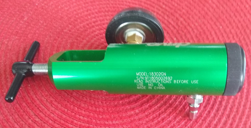 Roscoe Brass-Sleeved 50psi O2 Regulator CGA 870 Flows 0-8L/min 3000psi max - Picture 4 of 5