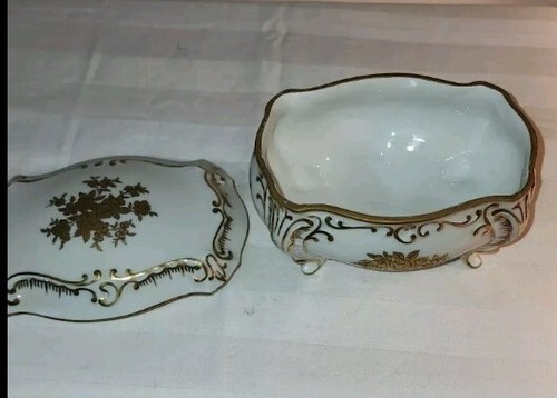 Caja de baratijas vintage con patas de porcelana JLMENAU Graf von Henneberg - Imagen 6 de 7