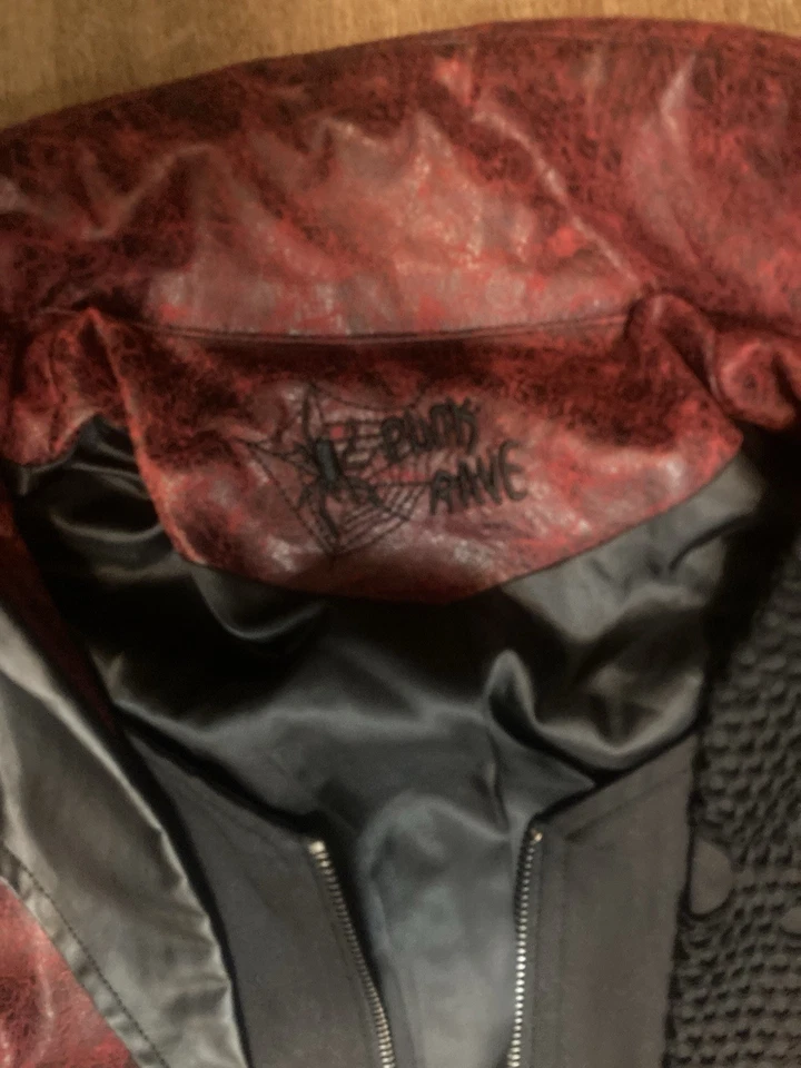 Gabardina Punk Rave roja y negra manga larga imitación cuero gótico talla 2XL Foto 3 de 4