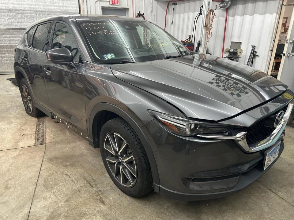 Mazda CX-5 2017 kit de gato Foto 3 de 4