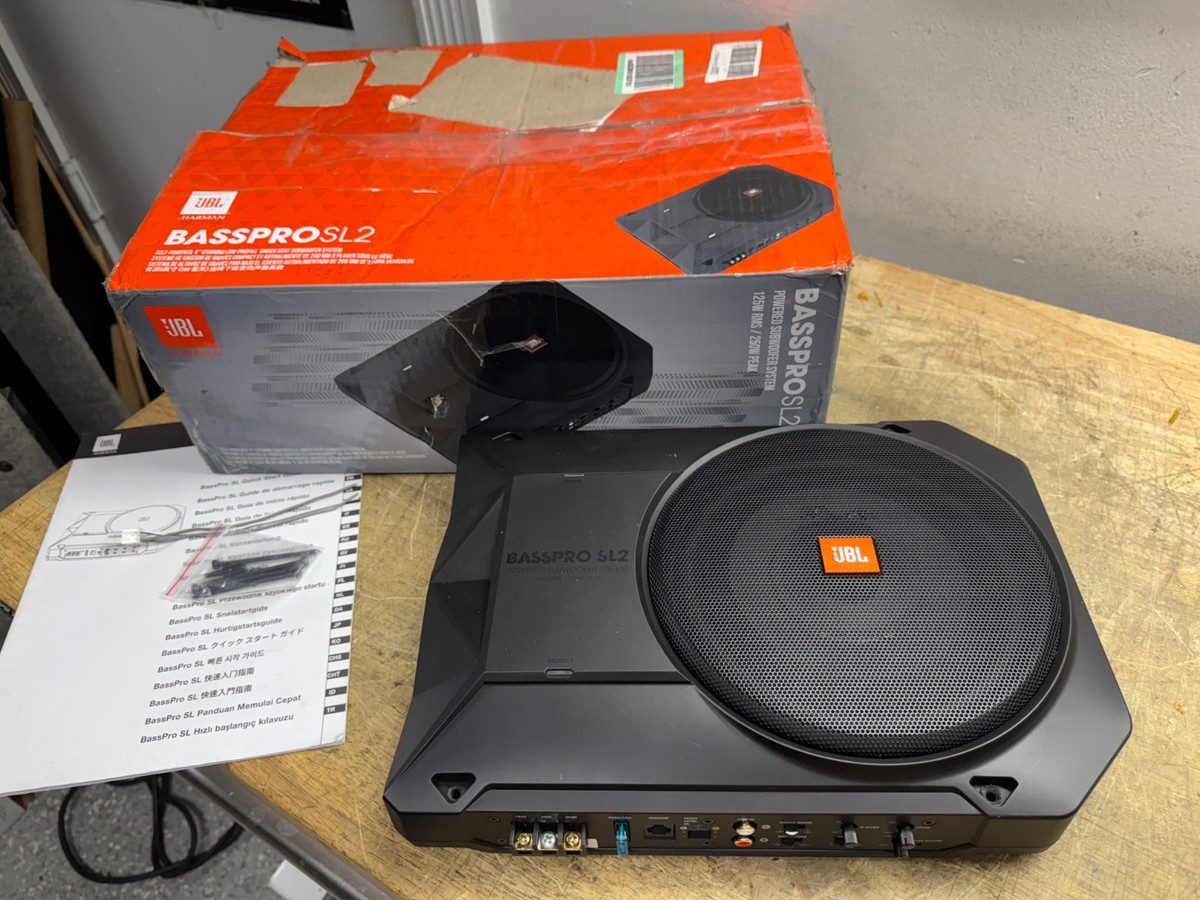 JBL BASSPRO SL2 Powered 8