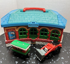 Thomas the Train Take Along Roundhouse Station Track Carry Case Learning Curve