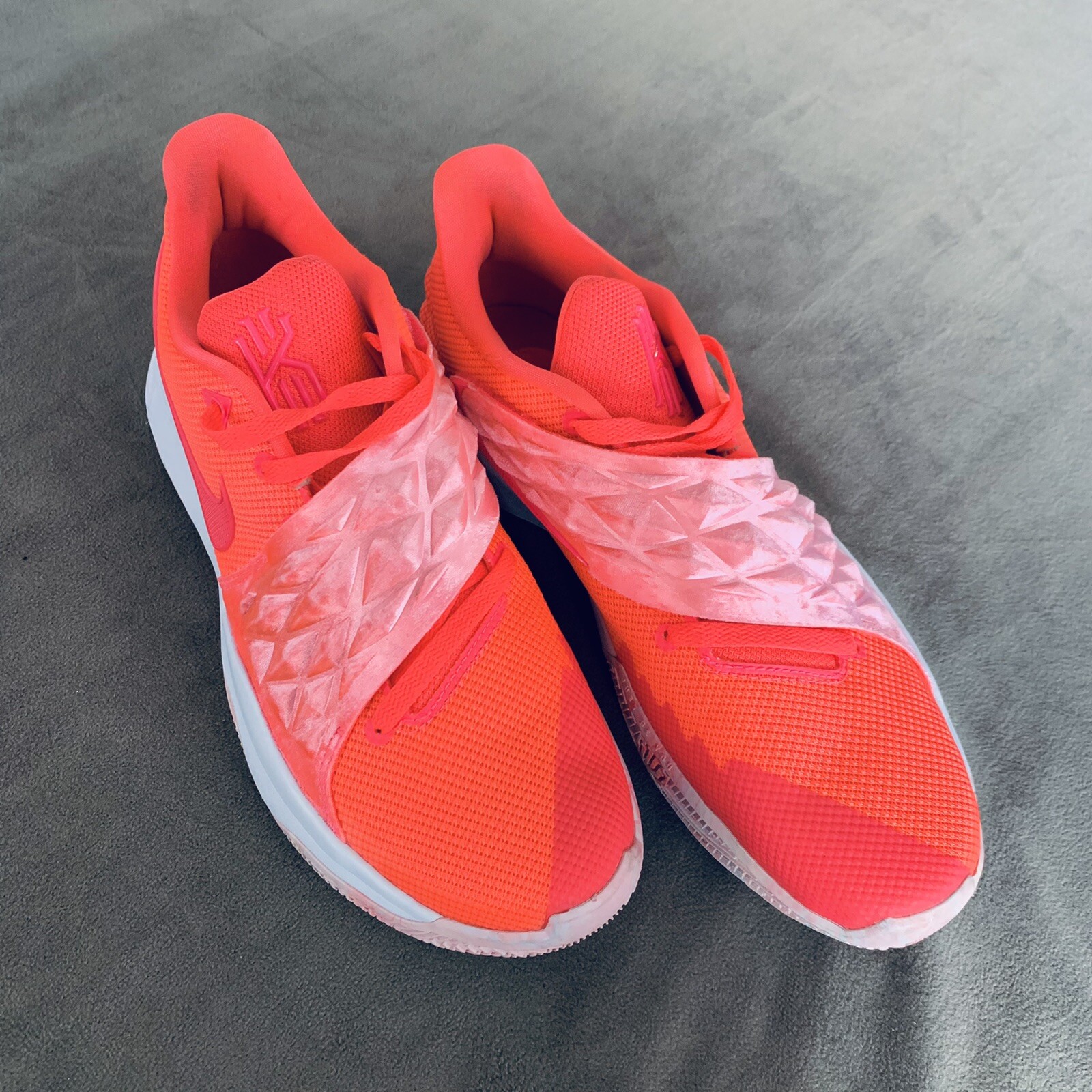 Size 11 - Nike Kyrie Low Hot Punch 2018 