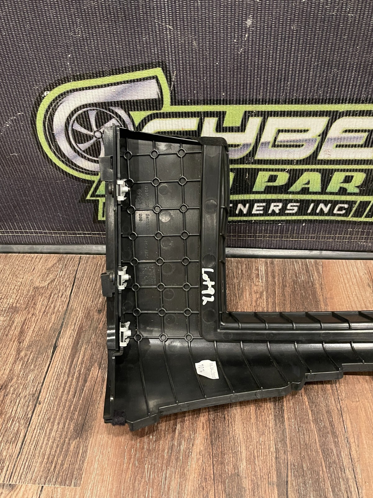 2014-15 AUDI R8 V10 DASH DASHBOARD TRIM BEZL OEM *WEAR/READ* 423 857 326