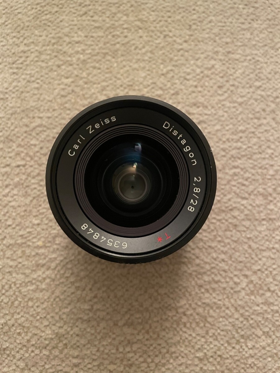 Carl Zeiss Contax Distagon F/ 2.8/ 28mm T* Yashica C/Y mount lens
