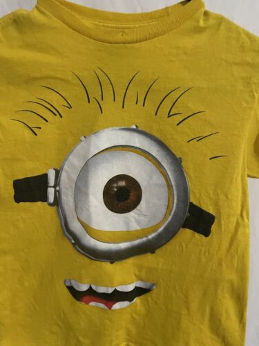 Minion Made  Despicable Me Kid's Youth T-shirt SZ XS Yellow Short Sleeve Cotton - Picture 1 of 5