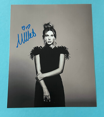 Millie Bobby Brown - Stranger Things - signed, original Autogramm