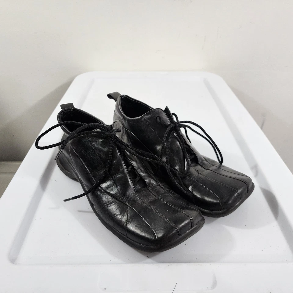 Mocasín Flyzlace NYLA Vintage Años 90 Y2K Con Cordones Cuero Negro Vamp ancho EUR 41 Foto 3 de 4