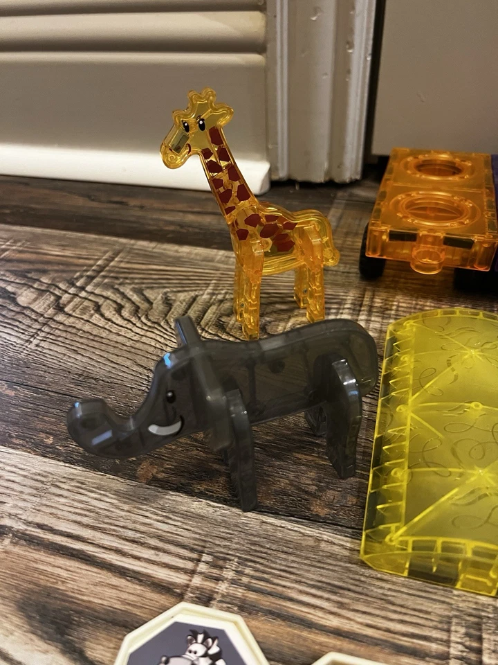 Magnetic Tiles Building Blocks And Animals - 140 Tiles - Lot #10 - Image 3 of 4
