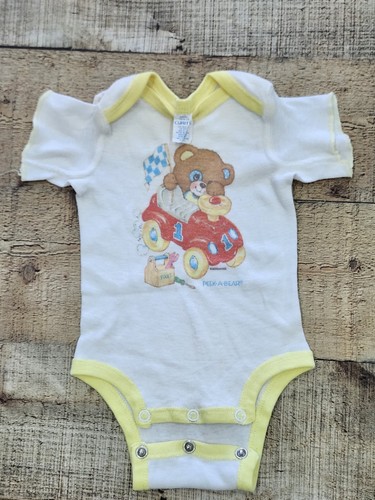 Vtg 80s Curity Baby Onzie White Yellow Trim Sz Sm 14-18 Lbs Bear Car Graphic