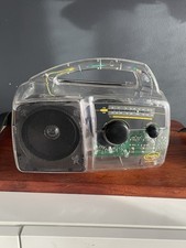Freeplay Self Powered AM/FM Emergency Radio Solar Hand Crank Clear Tested