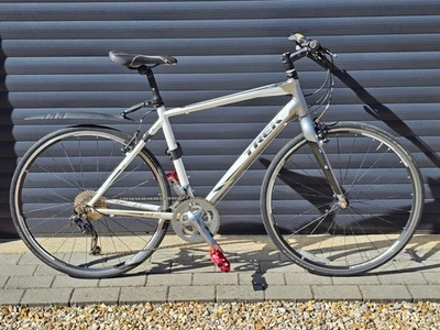 Trek 7.6 FX road bike 51cm / 20" in good condition, great commuting bike - Image 1 of 4