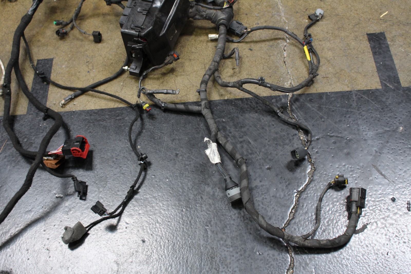 Maserati Ghibli, Front Main Body Wire Harness, Used, P/N 670035923