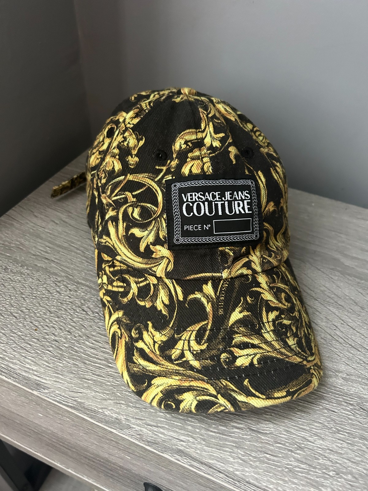 Versace Cap Unisex One size Original image 4