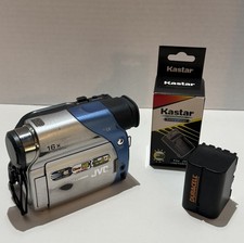 JVC GR-D33U Digital Video Camera Bundle w/Battery/Charger Tested WORKS