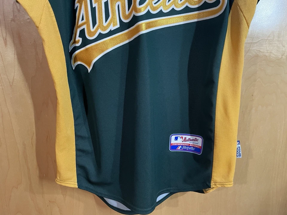 复古 Majestic Coolbase MLB 奥克兰田径 A 码球衣 L 码 — 第 3/4 张图片