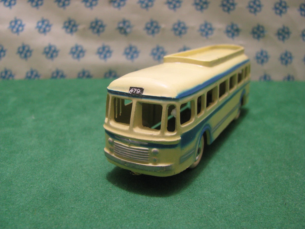 CIJ 3/40 CAR RENAULT BUS-