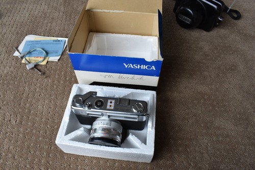 Yashica Electro 35>> analoge Kleinbildkamera mit OVP und Extras !!!!! - Bild 6 von 6
