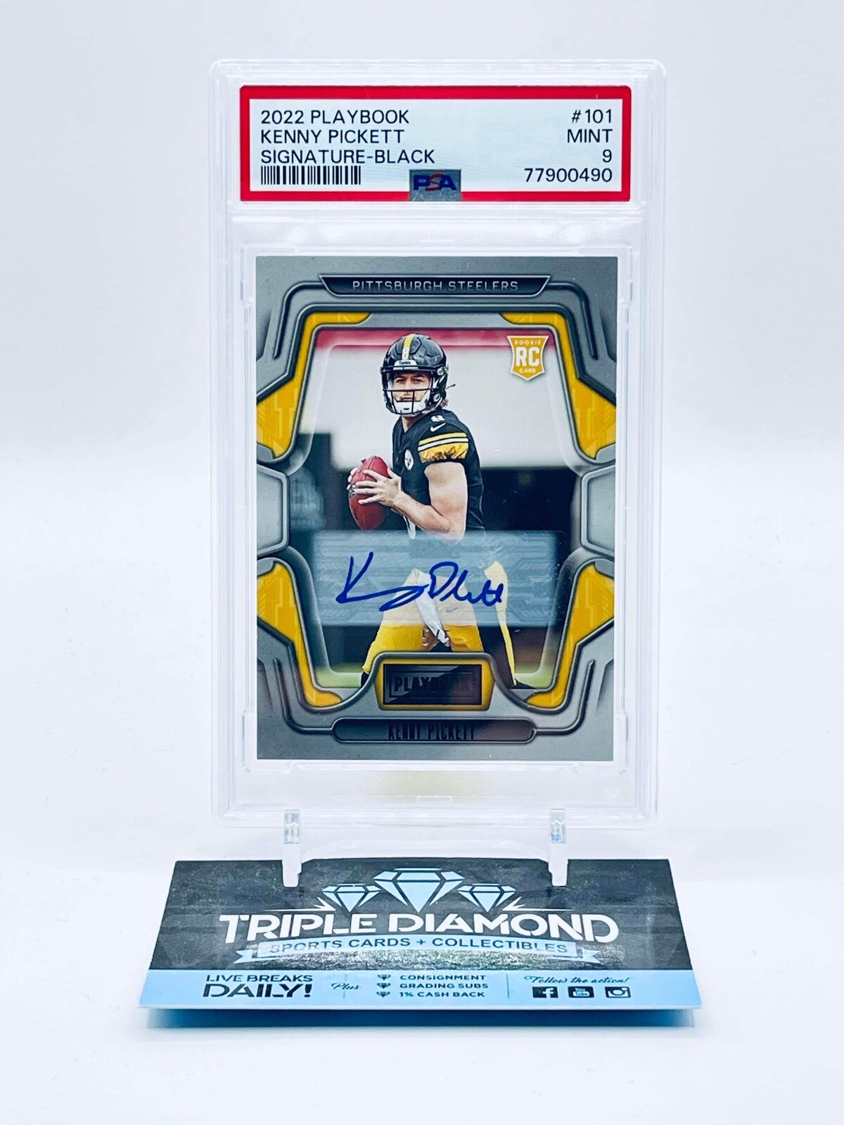 Kenny Pickett Panini Playbook #101 Signature-Black